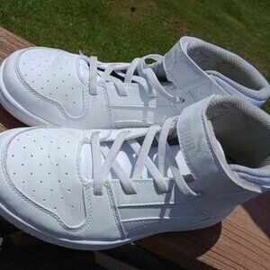 Girl's Hightop Pumas